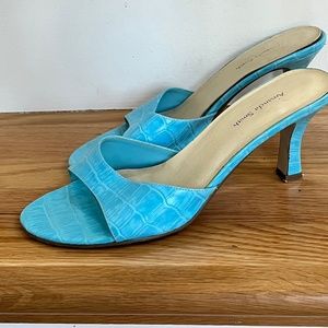 Amanda Smith women’s turquoise open toe heels - all leather upper